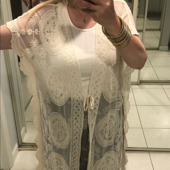 Lace cover up or what have you! - Picture 2 of 9